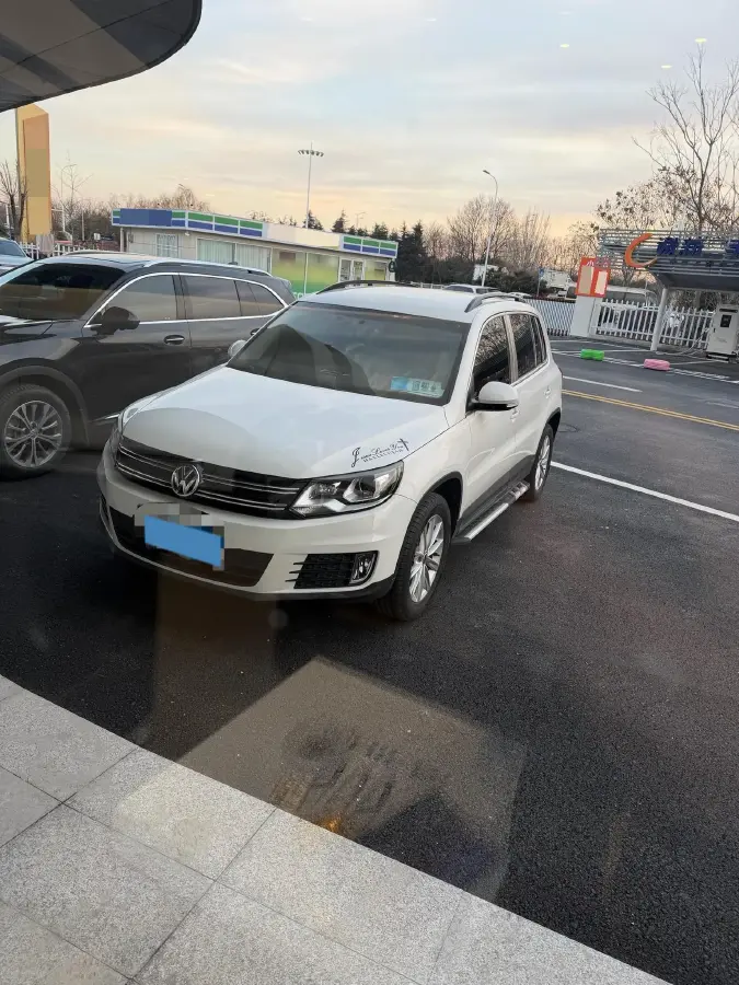 2016 Volkswagen Touran 1.4T 150HP L4 7DCT