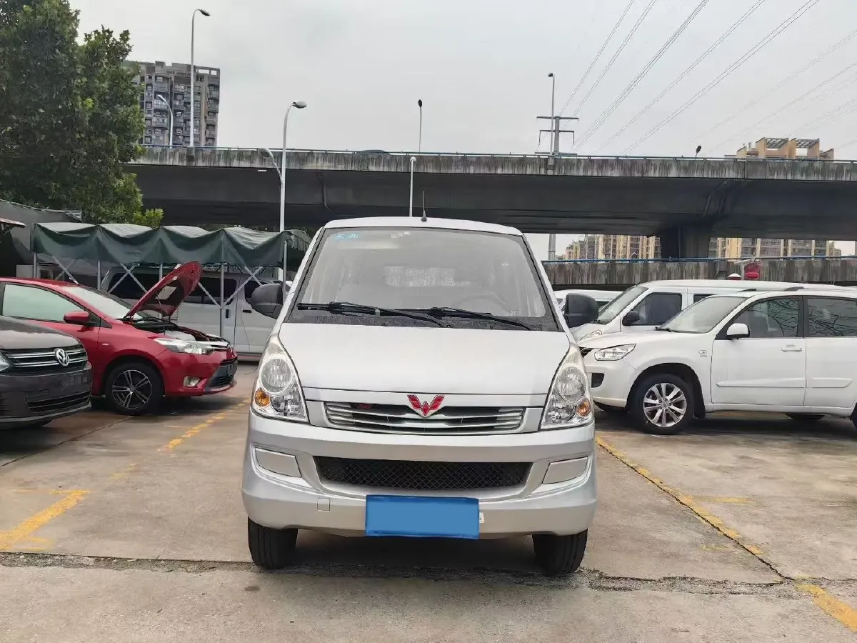 2019 FAW Liberation T90 1.5L 112HP L4 5MT,autocango,china used car exporter,china ev exporter,chinese used car exporter,chinese used ev exporter