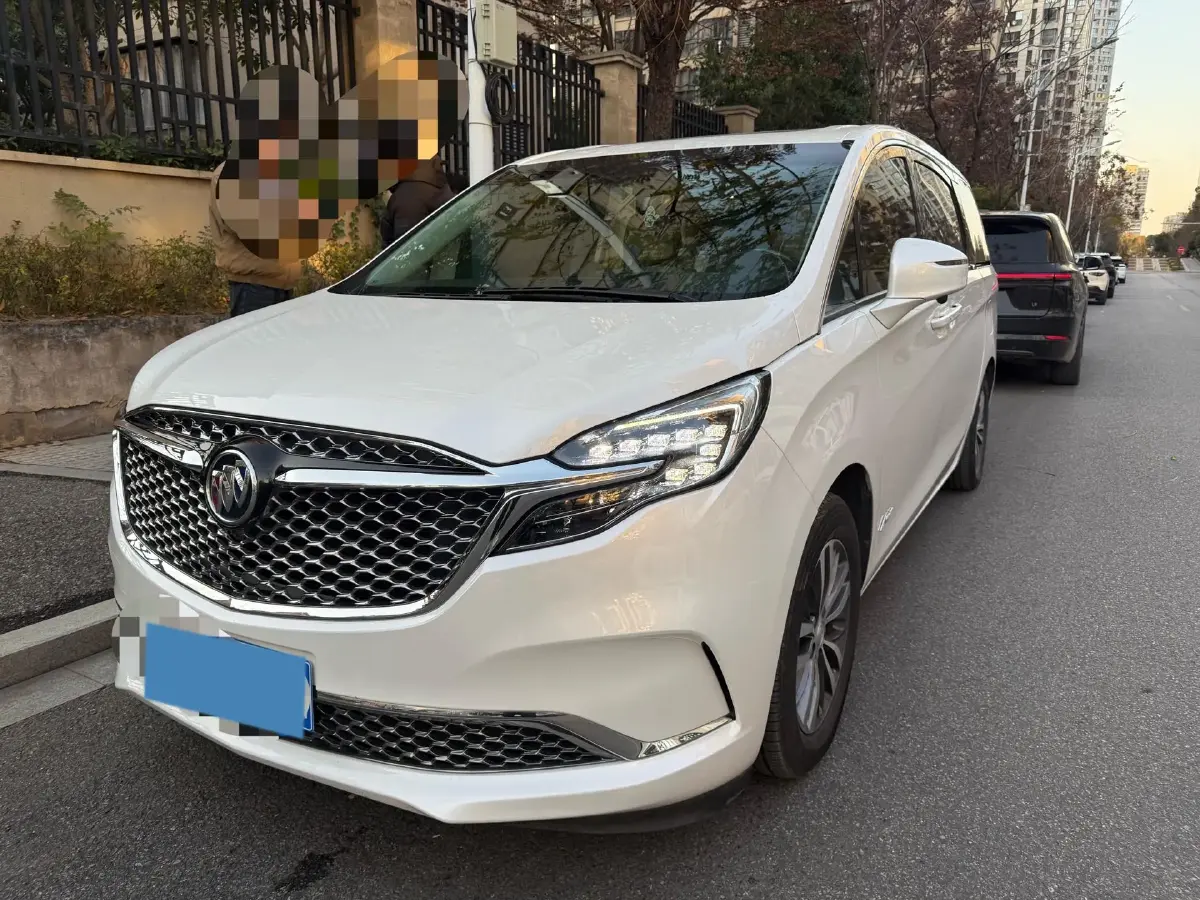 2022 Buick GL8 2.0T 237HP L4 9AT