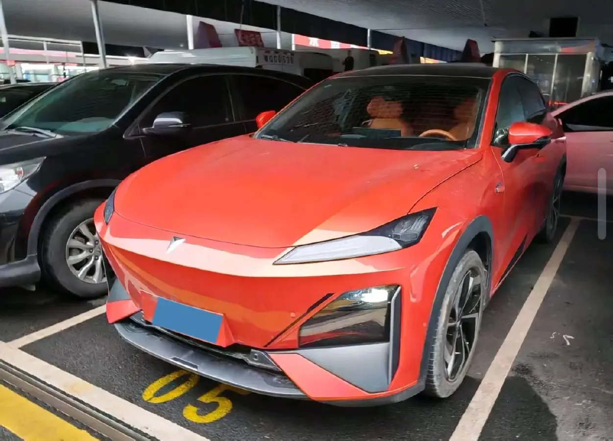 2024 JAC Refine RefineRF8 2.0T 253HP L4 8AT