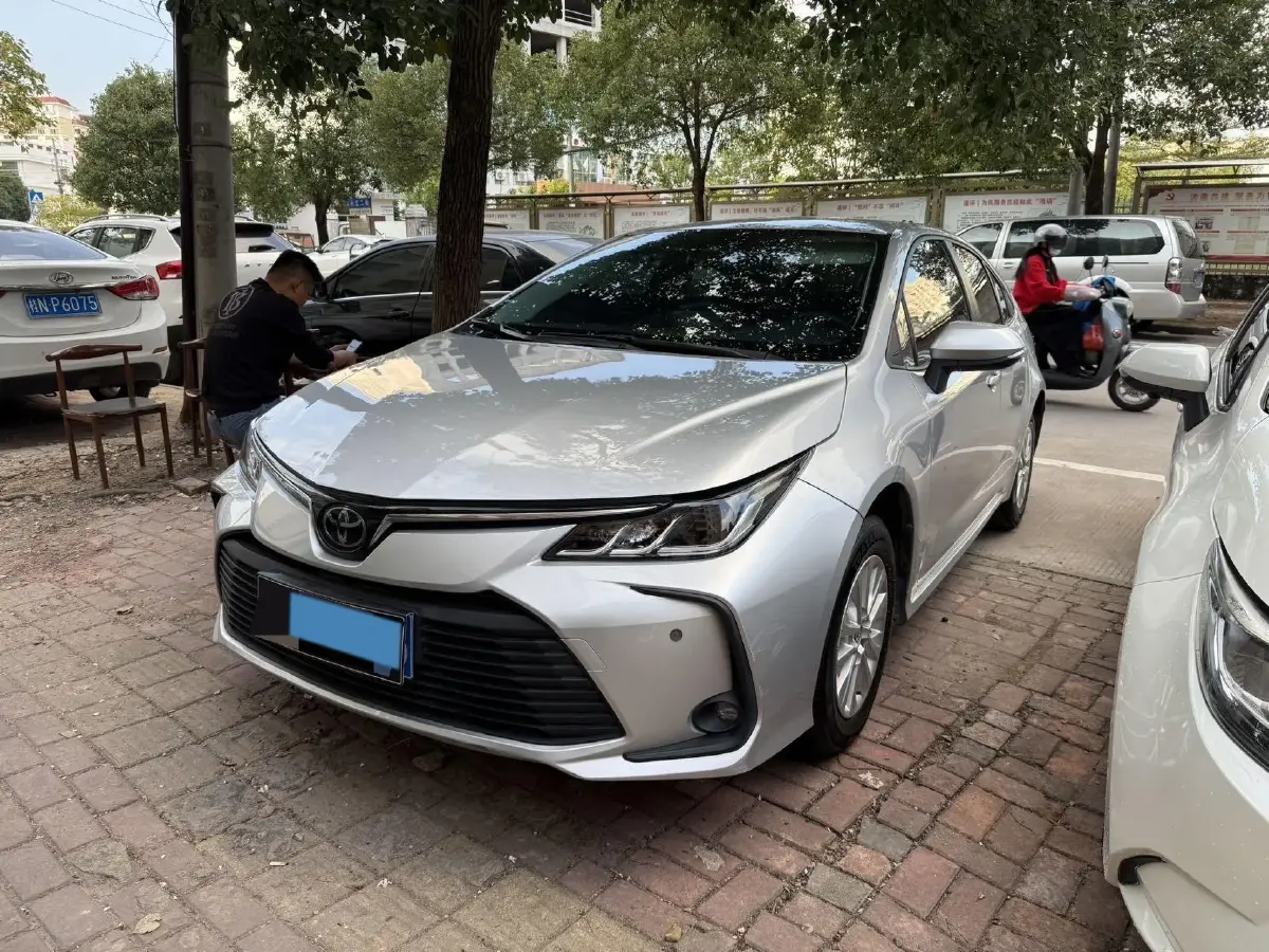 2019 Toyota Corolla 1.2T 116HP L4 CVT