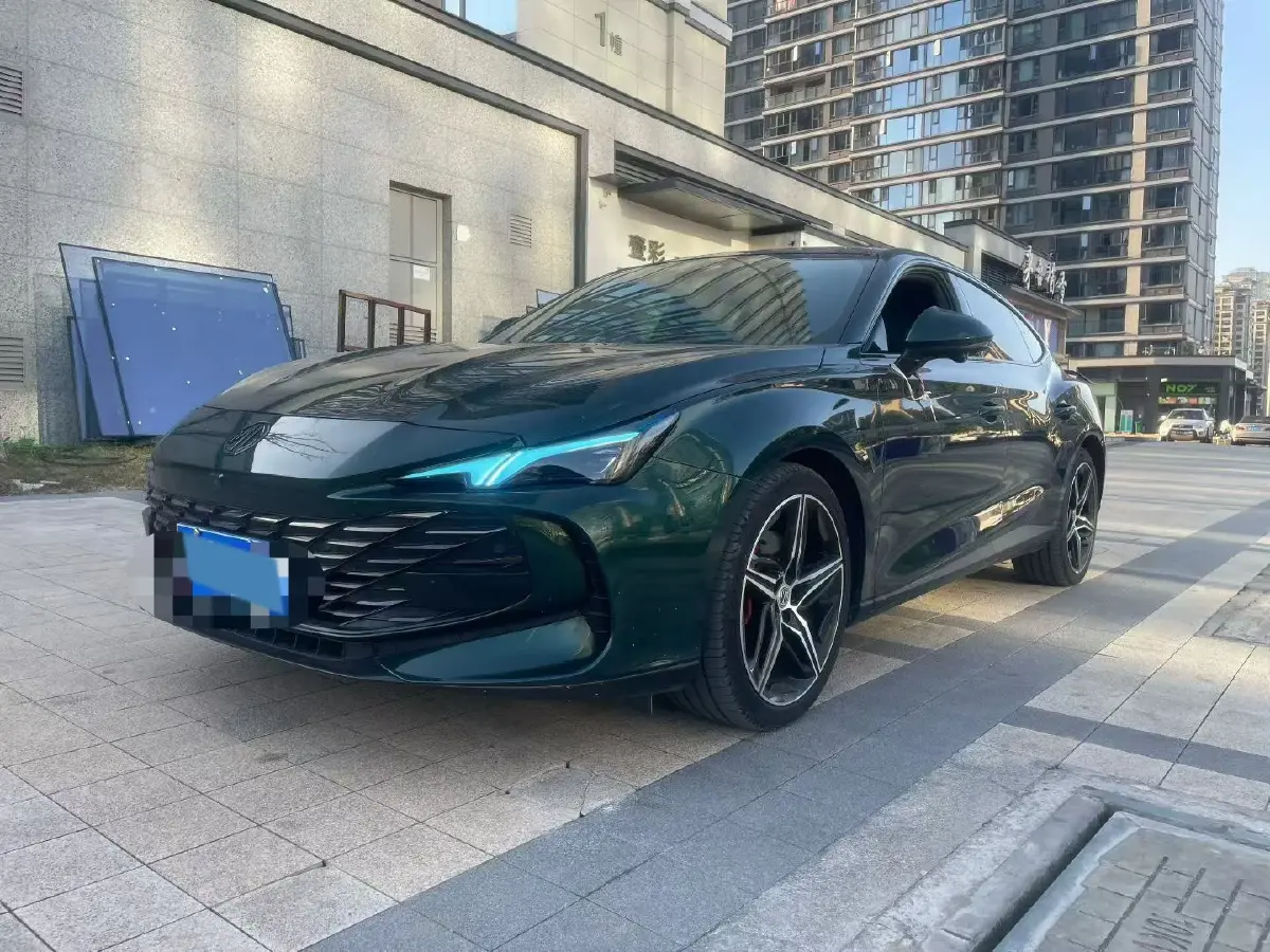 2023 MG 7 2.0T 261HP L4 9AT