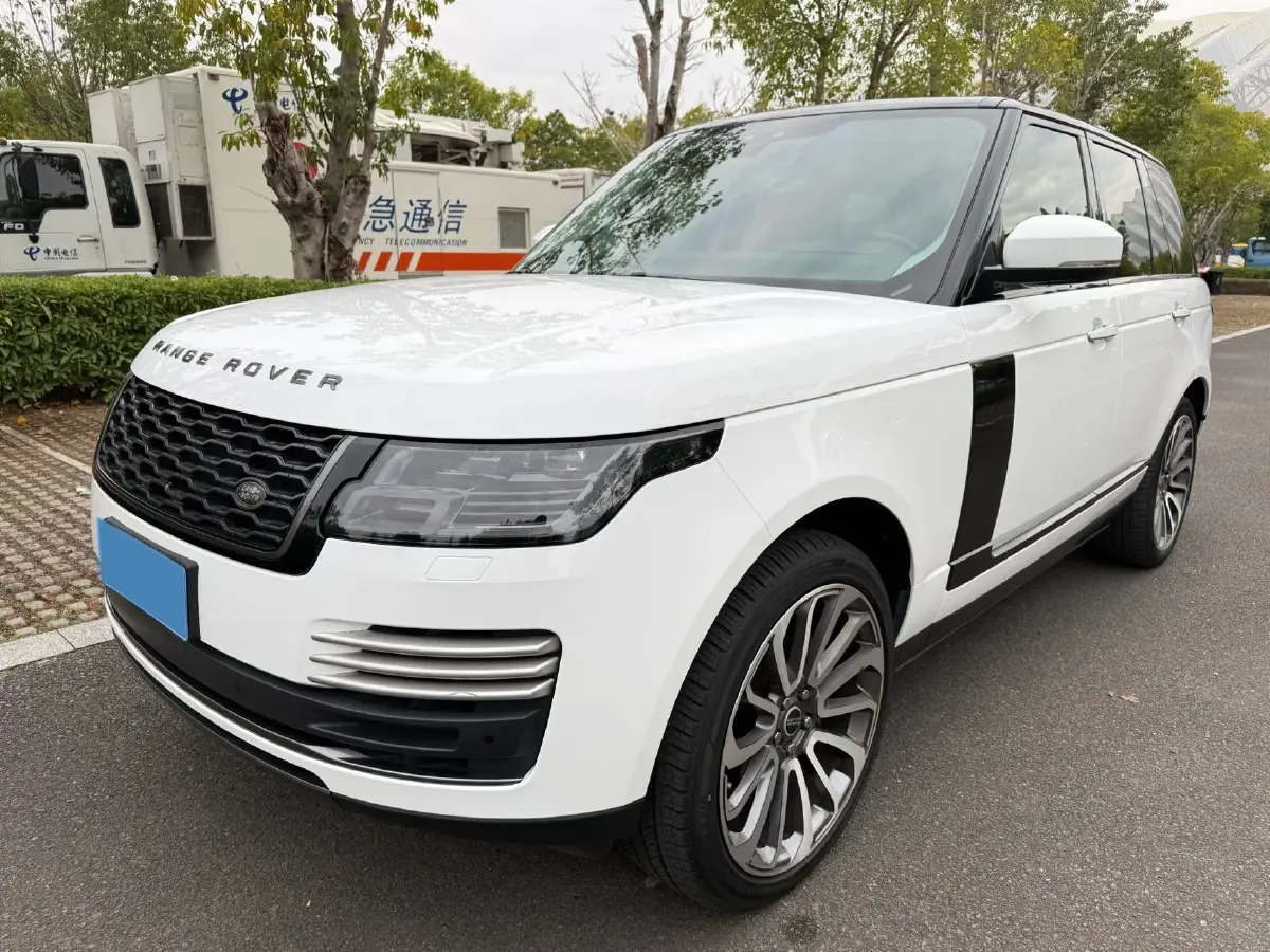 2018 Land Rover Range Rover Evoque 2.0T 241HP L4 9AT