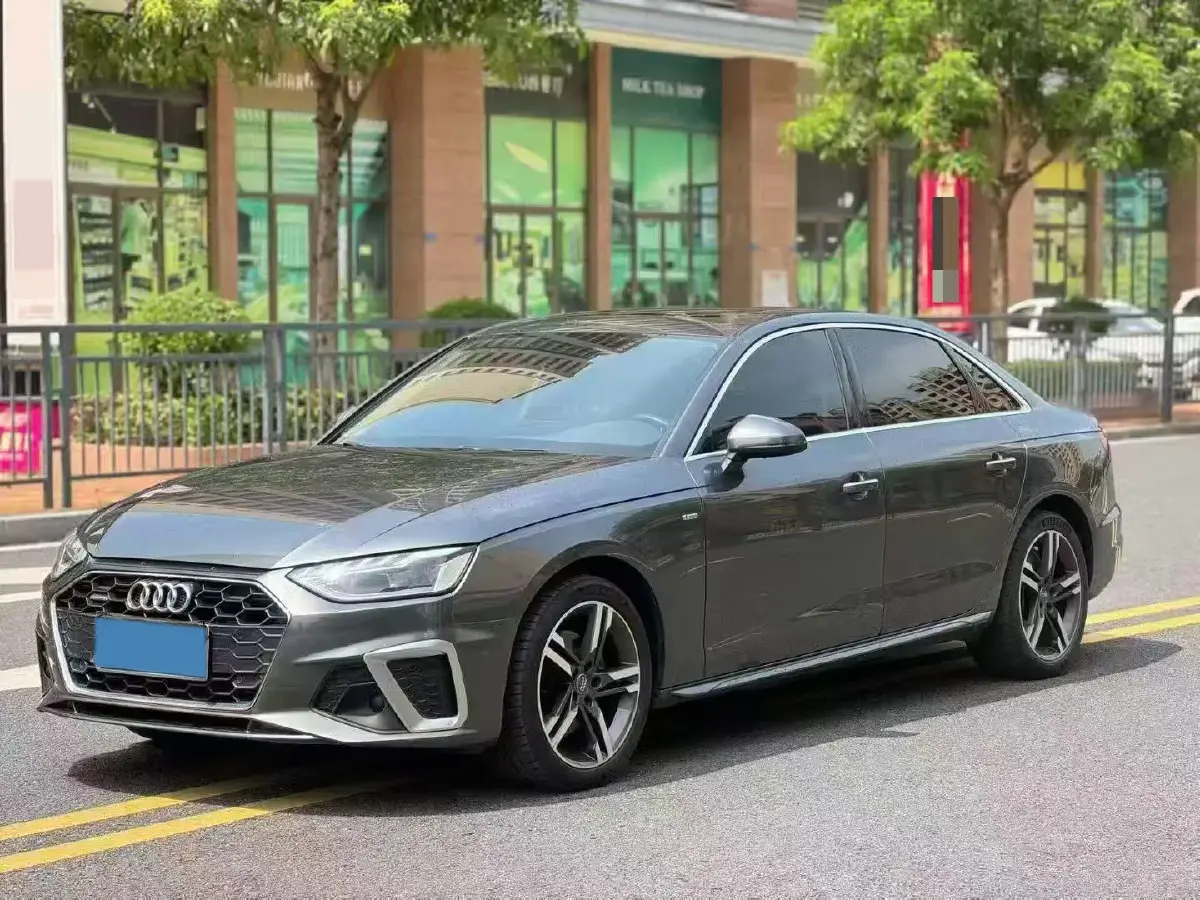 2020 Audi A4L 2.0T 190HP L4 7DCT