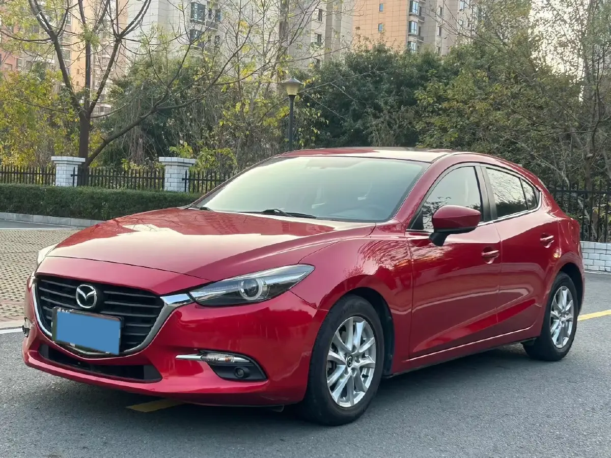 2017 Mazda 3 Axela 1.5L 117HP L4 6AT
