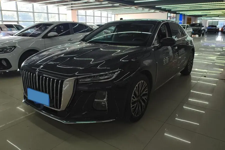 2023 HongQi H5 2.0T 224HP L4 8AT
