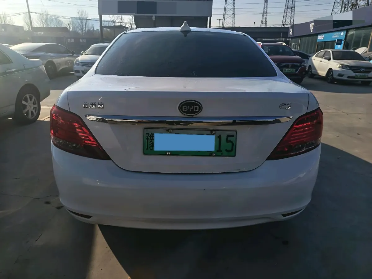2018 BYD e5 BEV 60.48KWH,autocango,china used car exporter,china ev exporter,chinese used car exporter,chinese used ev exporter