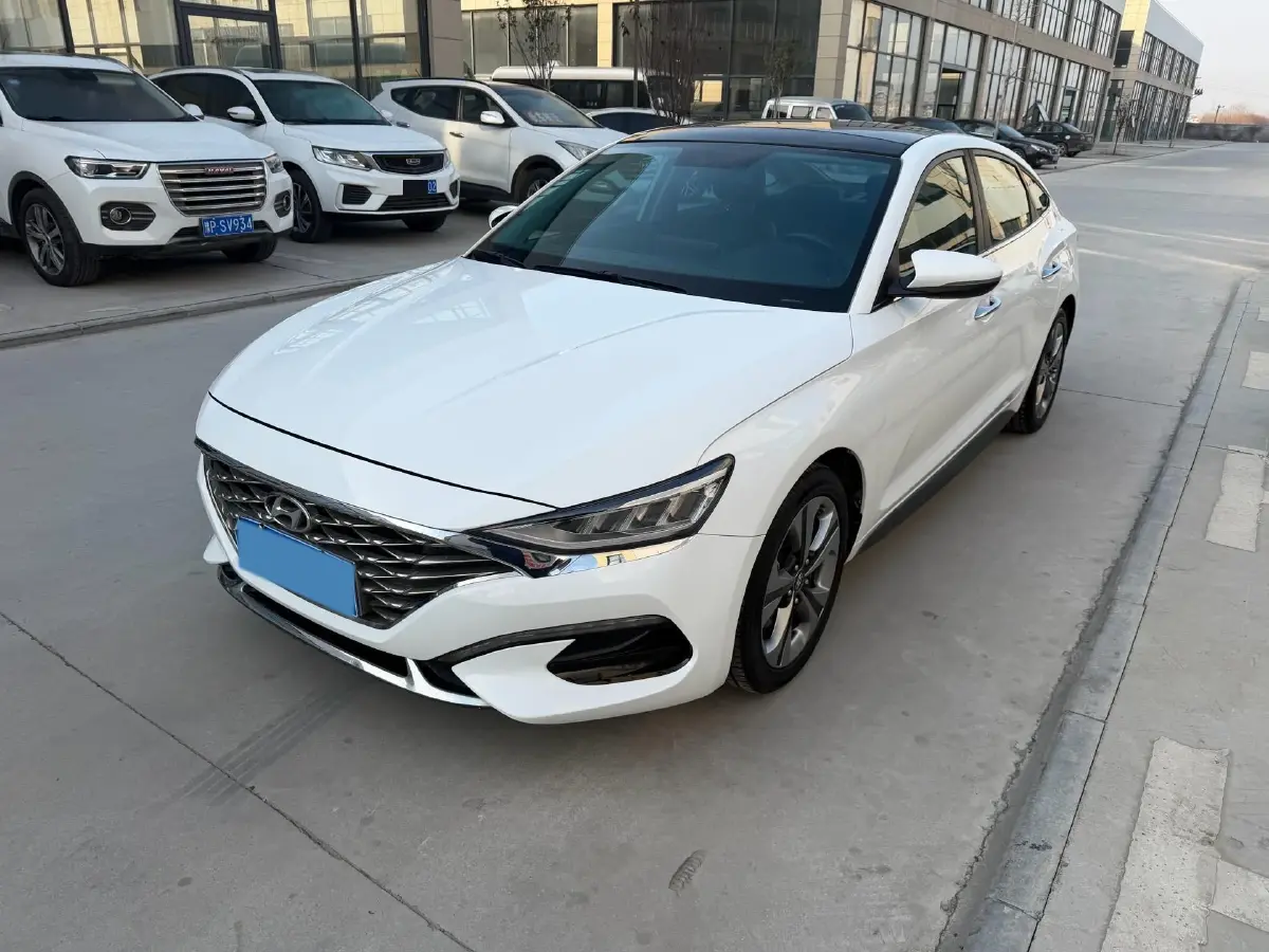 2019 Hyundai La Festa 1.6T 204HP L4 7DCT