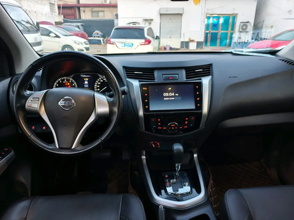 2021 Nissan Navara 2.5L 190HP L4 7AT,autocango,china used car exporter,china ev exporter,chinese used car exporter,chinese used ev exporter