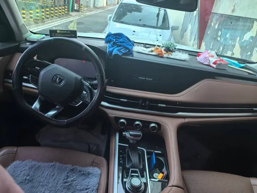 2021 ChangAn CS95 2.0T 233HP L4 6AT,autocango,china used car exporter,china ev exporter,chinese used car exporter,chinese used ev exporter