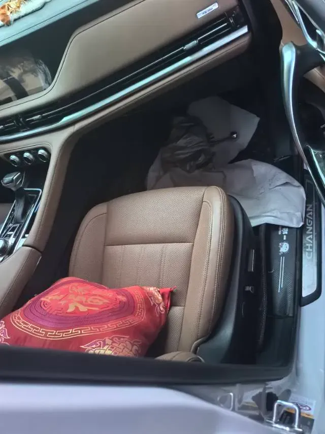 2021 ChangAn CS95 2.0T 233HP L4 6AT,autocango,china used car exporter,china ev exporter,chinese used car exporter,chinese used ev exporter