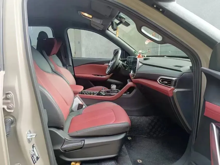 2022 MAXUS T90 2.0T 218HP L4 8AT,autocango,china used car exporter,china ev exporter,chinese used car exporter,chinese used ev exporter