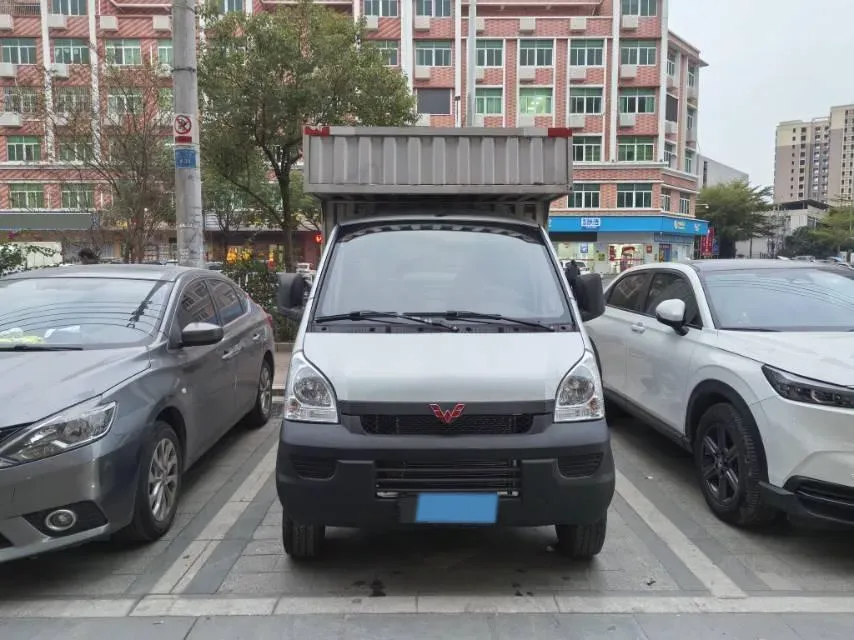 2016 WuLing ZhiGuang Mini Truck 1.2L 82HP L4 5MT,autocango,china used car exporter,china ev exporter,chinese used car exporter,chinese used ev exporter