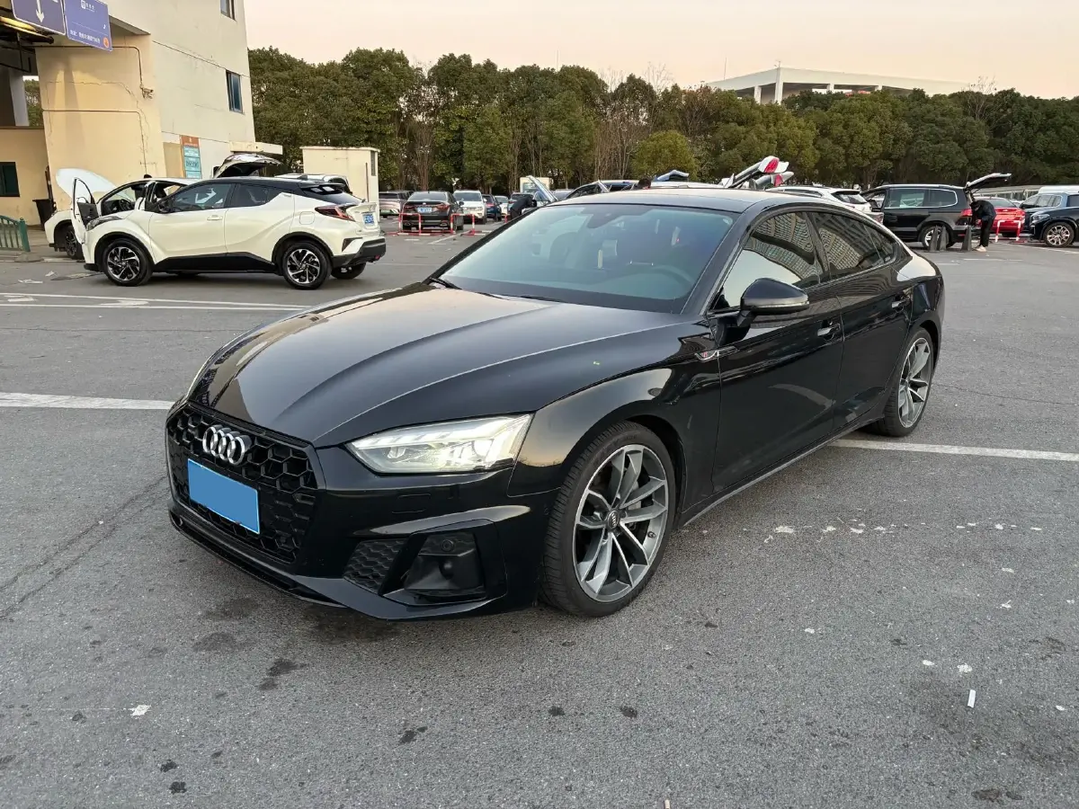 2021 Audi A5 2.0T 204HP L4 7DCT