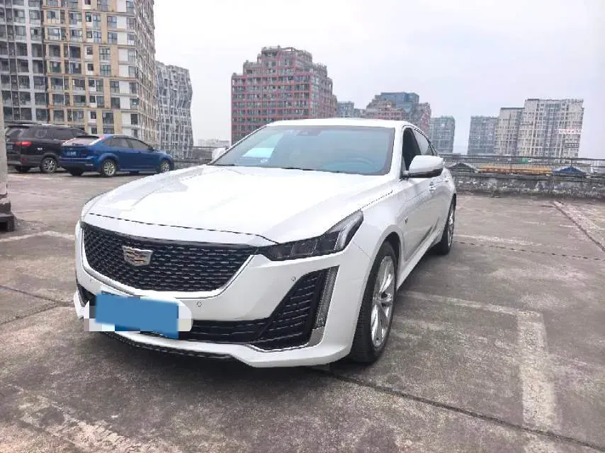 2022 Cadillac CT5 2.0T 237HP L4 10AT