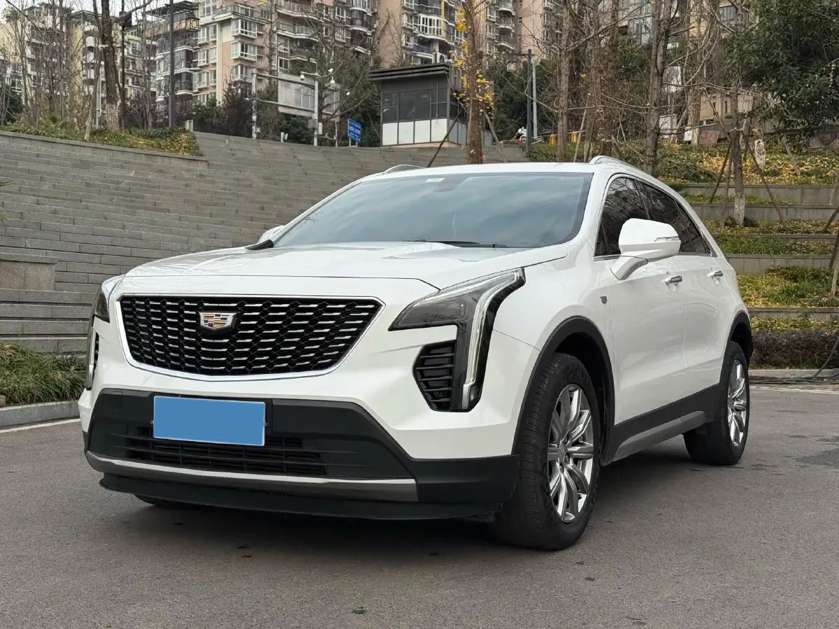 2021 Cadillac XT4 2.0T 237HP L4 9AT