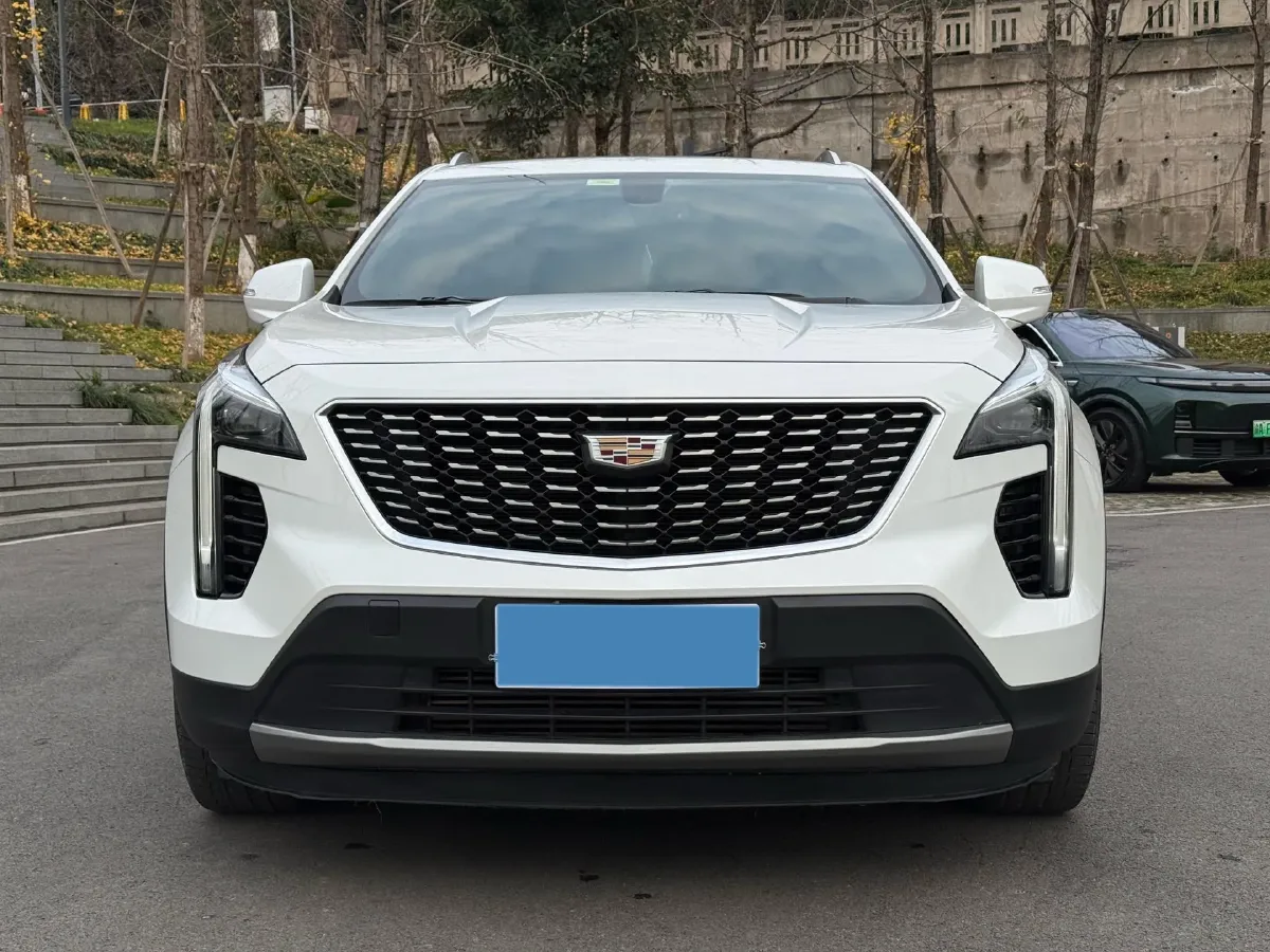 2021 Cadillac XT4 2.0T 237HP L4 9AT,autocango,china used car exporter,china ev exporter,chinese used car exporter,chinese used ev exporter