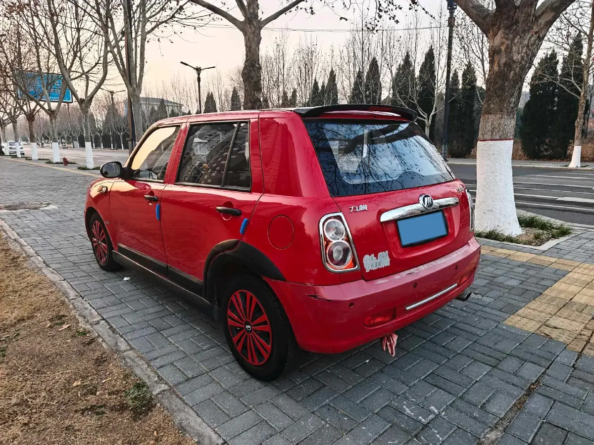 2012 LiFan 320 1.3L 88HP L4 5MT,autocango,china used car exporter,china ev exporter,chinese used car exporter,chinese used ev exporter