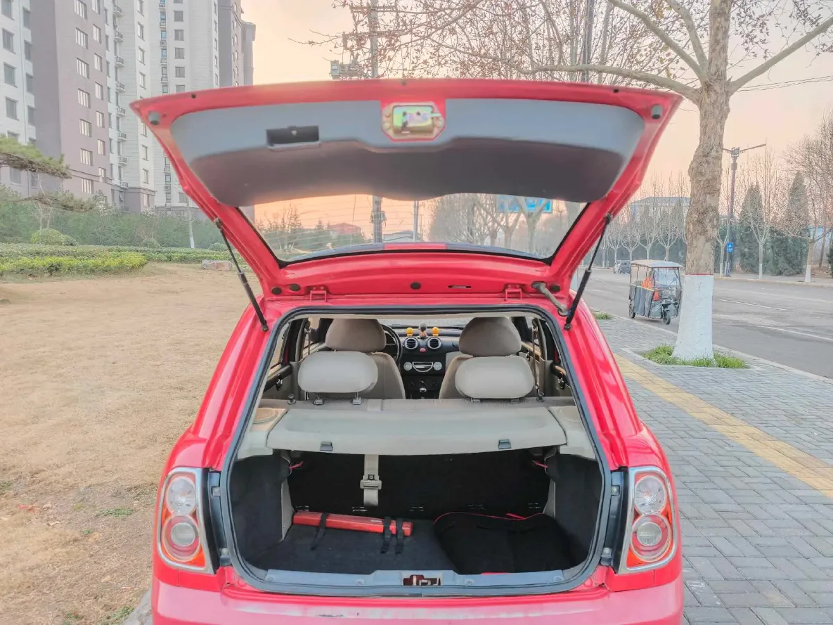 2012 LiFan 320 1.3L 88HP L4 5MT,autocango,china used car exporter,china ev exporter,chinese used car exporter,chinese used ev exporter
