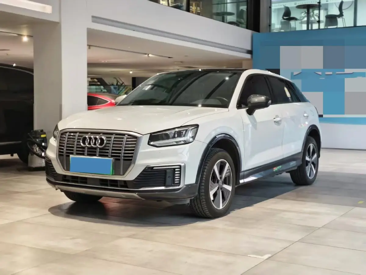 2019 Audi Q2L e-tron BEV 39.7KWH