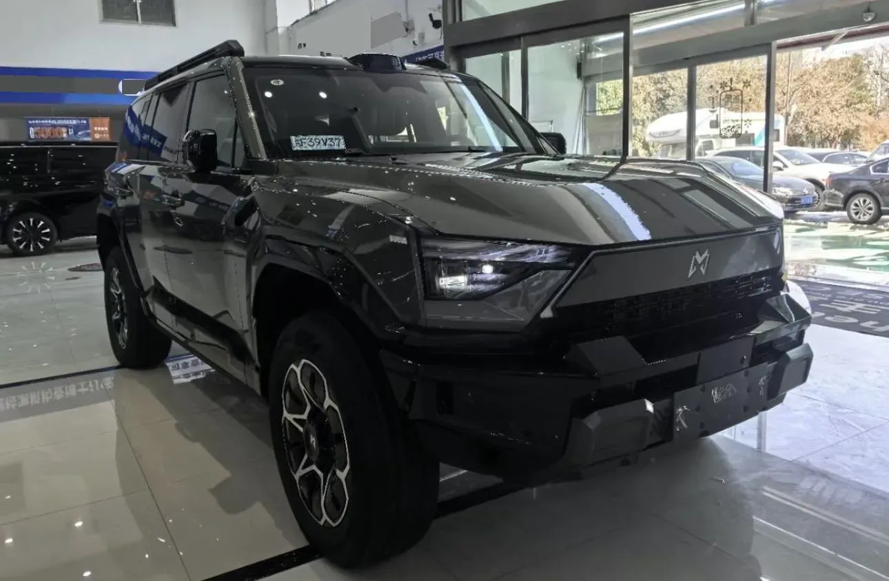 2025 M Hero WarriorM817 1.5T 197HP L4 2DHT PHEV,autocango,china used car exporter,china ev exporter,chinese used car exporter,chinese used ev exporter