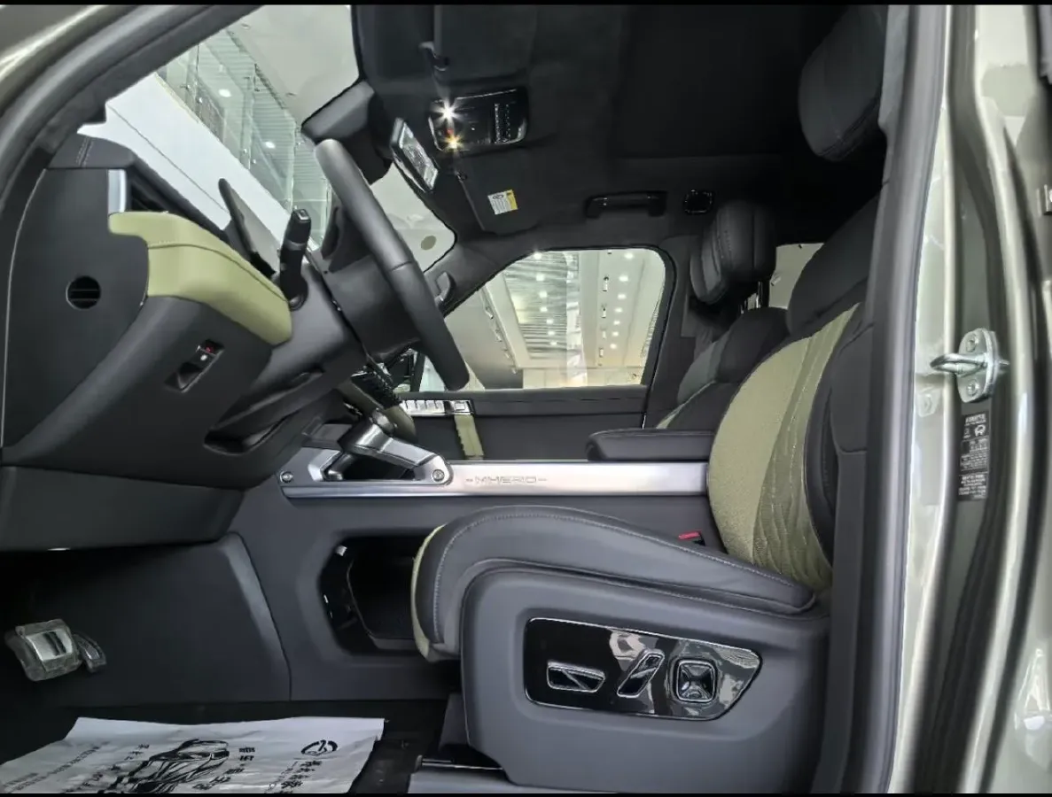 2025 M Hero WarriorM817 1.5T 197HP L4 2DHT PHEV,autocango,china used car exporter,china ev exporter,chinese used car exporter,chinese used ev exporter