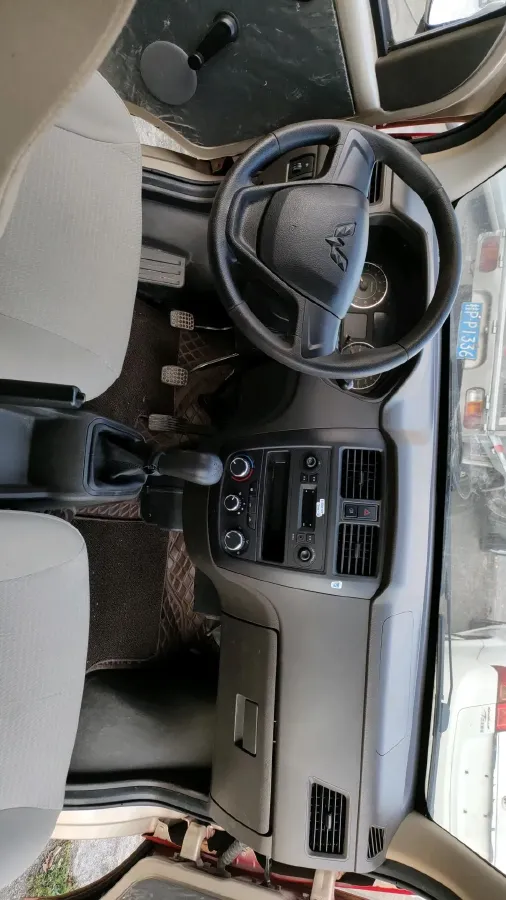 2023 WuLing RongGuang S 1.5L 102HP L4 5MT,autocango,china used car exporter,china ev exporter,chinese used car exporter,chinese used ev exporter