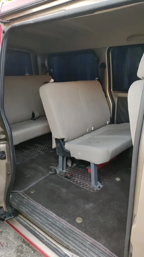 2023 WuLing RongGuang S 1.5L 102HP L4 5MT,autocango,china used car exporter,china ev exporter,chinese used car exporter,chinese used ev exporter