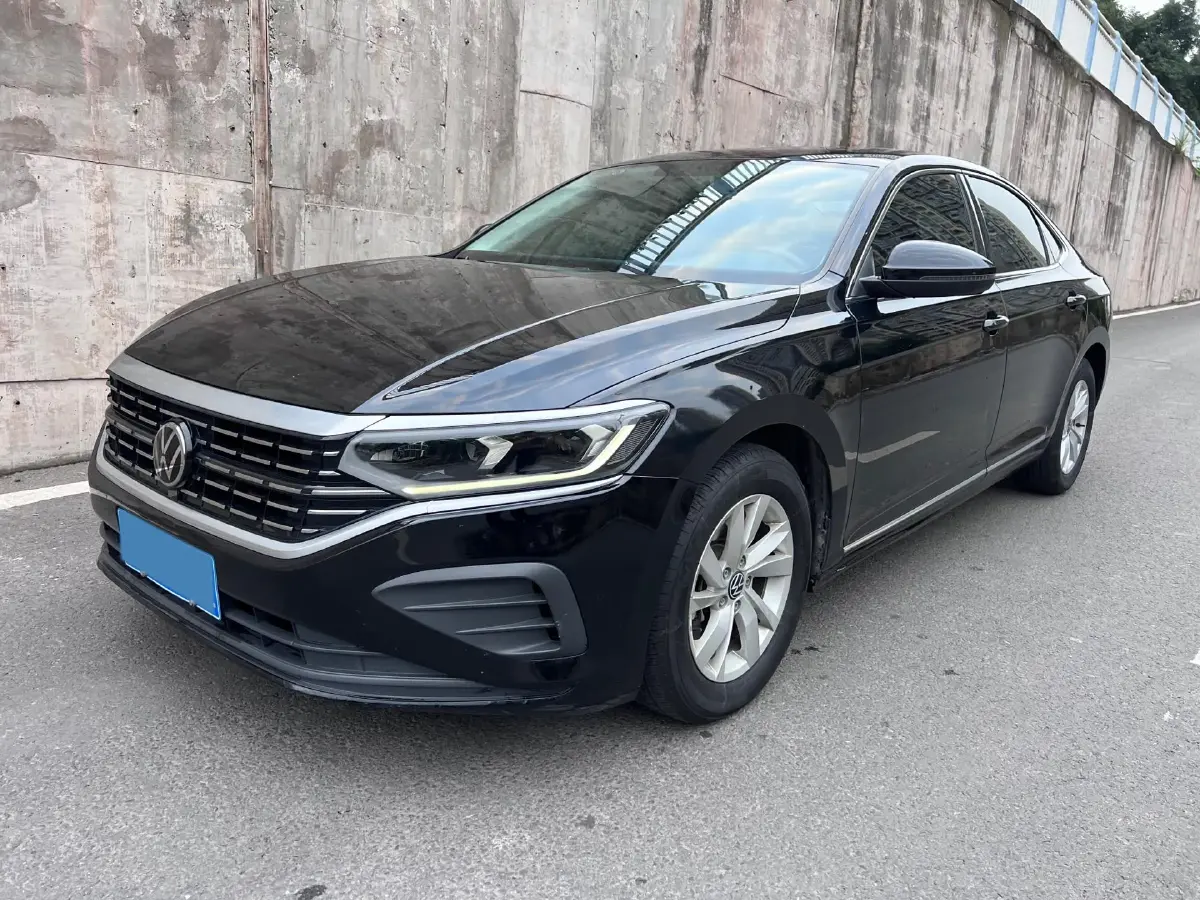 2024 Volkswagen Passat 1.4T 150HP L4 7DCT