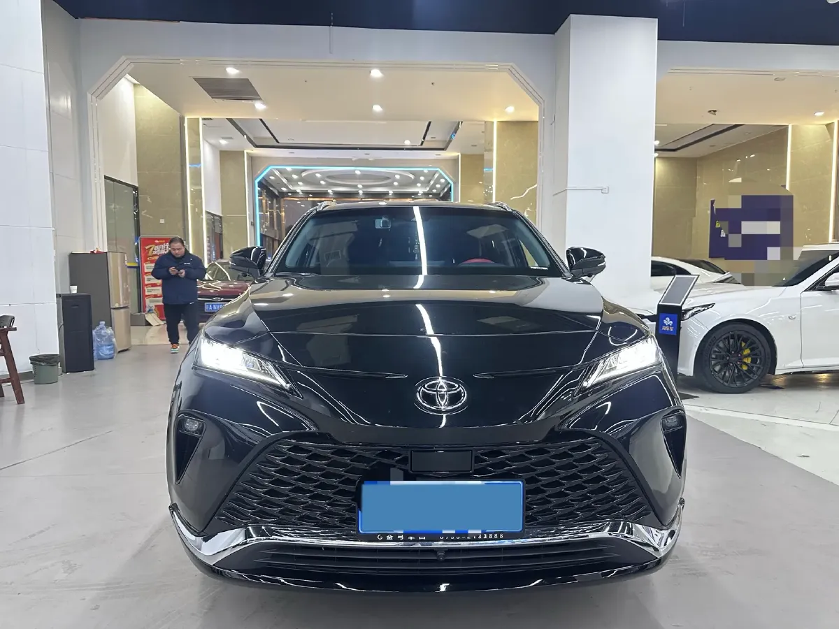 2024 Toyota Venza 2.0L 171HP L4 CVT,autocango,china used car exporter,china ev exporter,chinese used car exporter,chinese used ev exporter