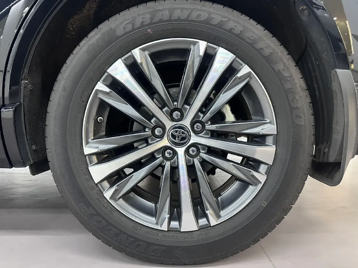 2024 Toyota Venza 2.0L 171HP L4 CVT,autocango,china used car exporter,china ev exporter,chinese used car exporter,chinese used ev exporter