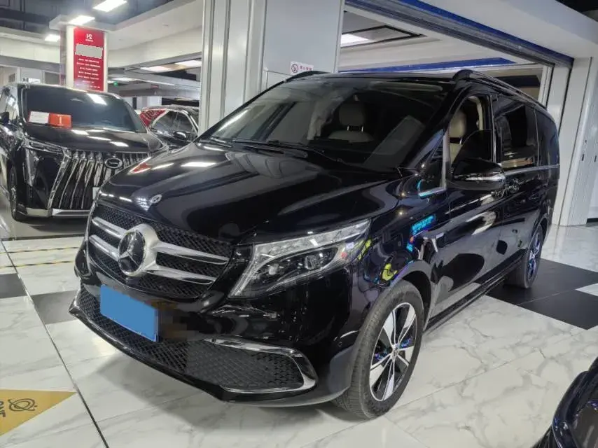 2022 Mercedes-Benz V Class 2.0T 211HP L4 9AT