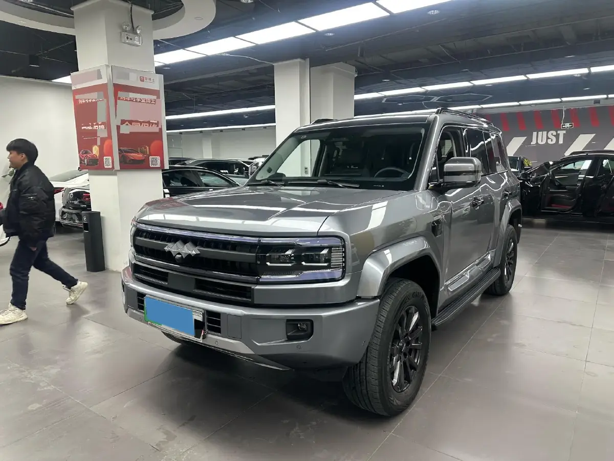 2025 FangChengBao Bao 5 1.5T 194HP L4 E-CVT PHEV 31.8KWH