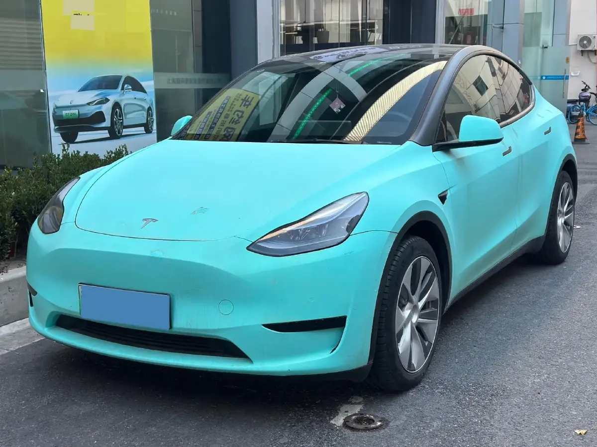 2022 Tesla Model Y BEV 60KWH