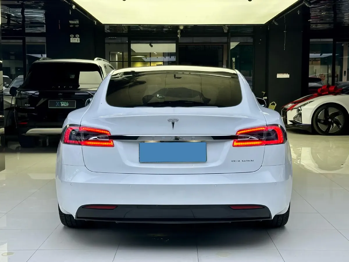2019 Tesla Model S BEV 100KWH,autocango,china used car exporter,china ev exporter,chinese used car exporter,chinese used ev exporter