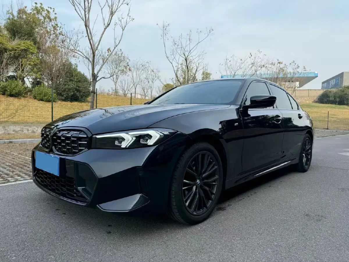 2024 BMW 3 Series 2.0T 184HP L4 8AT