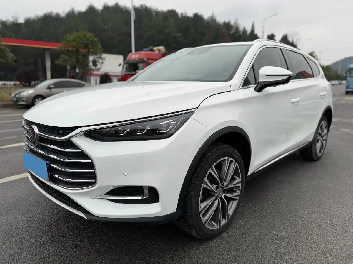2018 BYD Tang 2.0T 205HP L4 6AT