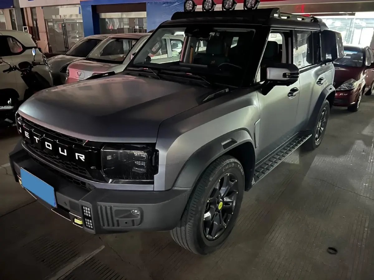 2023 Jetour Traveller 2.0T 254HP L4 7DCT