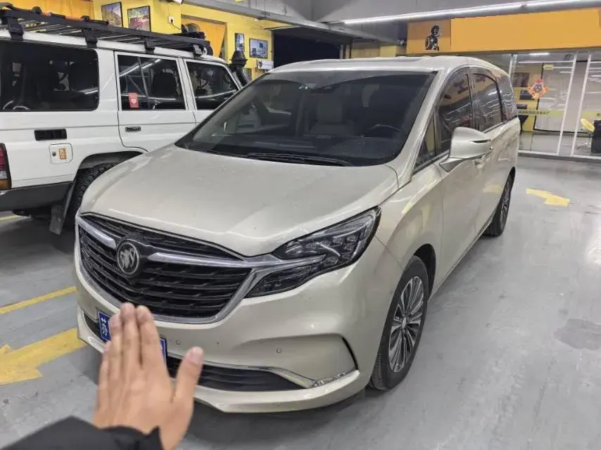 2021 Buick GL8 2.0T 237HP L4 9AT