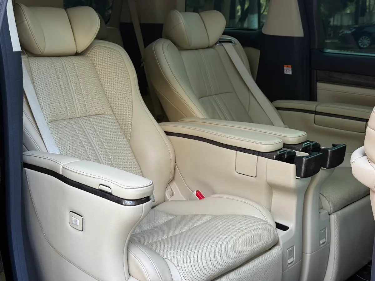 2021 Toyota Vellfire 2.5L 117HP L4 E-CVT Hybrid,autocango,china used car exporter,china ev exporter,chinese used car exporter,chinese used ev exporter