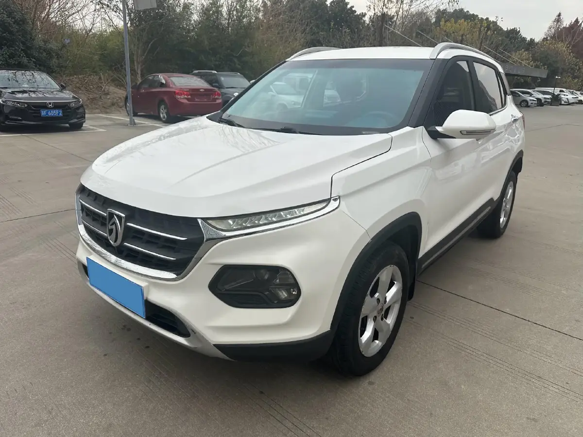 2017 BaoJun 510 1.5L 112HP L4 6MT