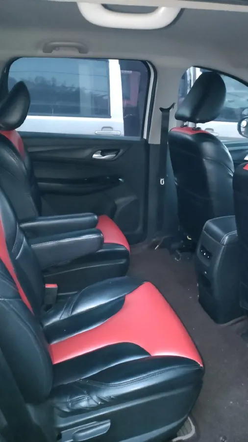 2019 BaoJun 730 1.5L 112HP L4 6MT,autocango,china used car exporter,china ev exporter,chinese used car exporter,chinese used ev exporter