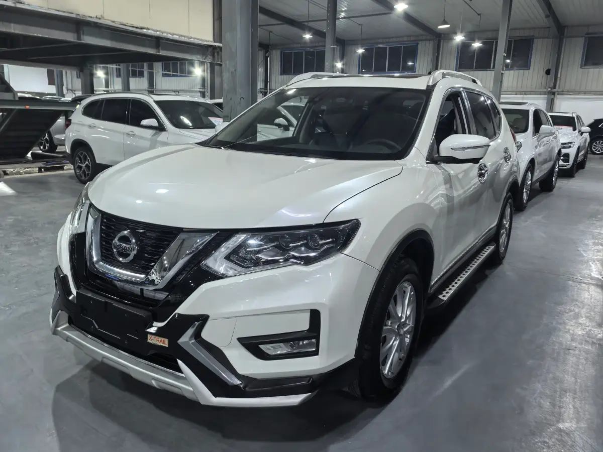 2020 Nissan X-Trail 2.0L 154HP L4 CVT