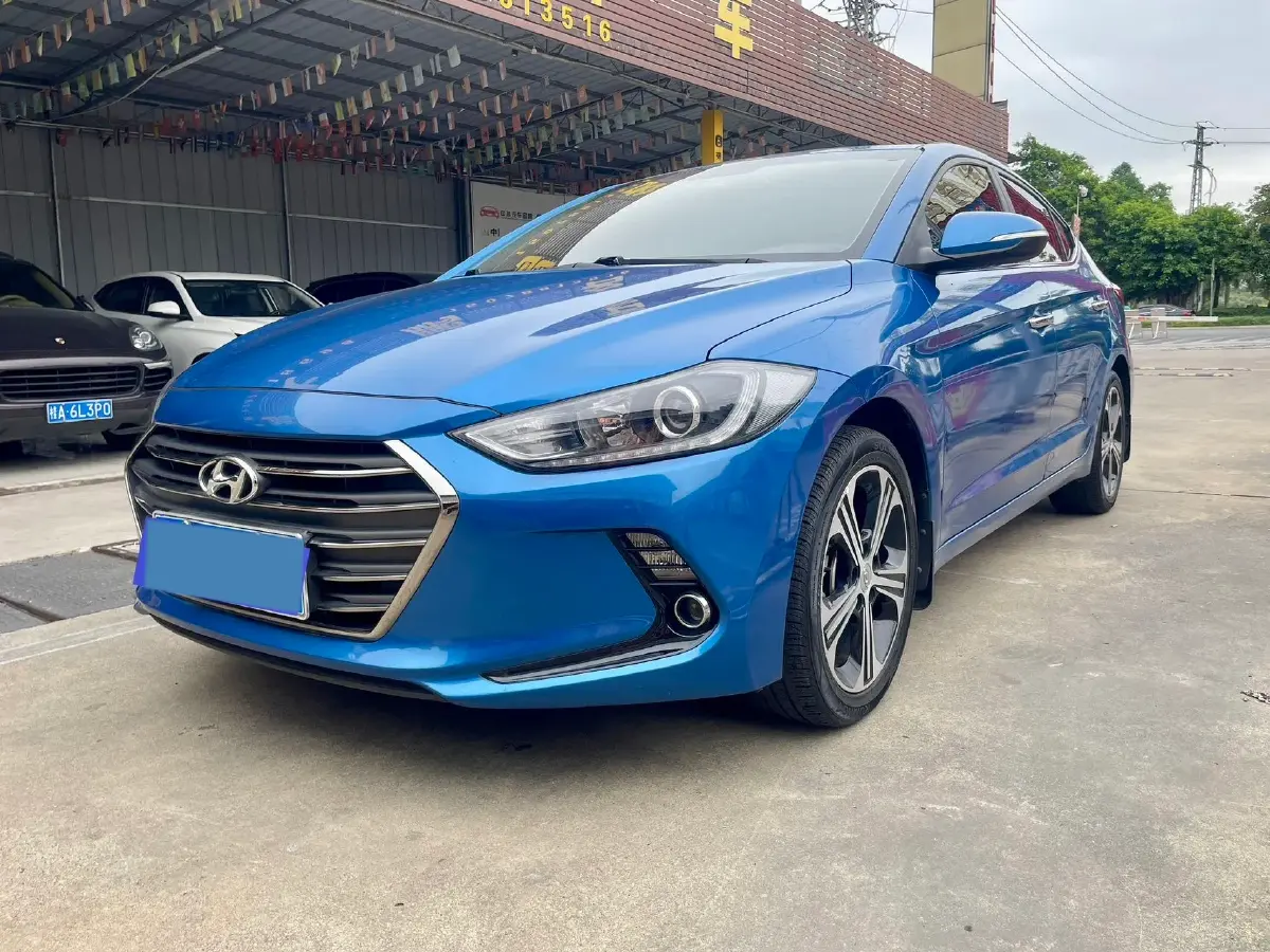 2018 Hyundai Elantra 1.4T 130HP L4 7DCT