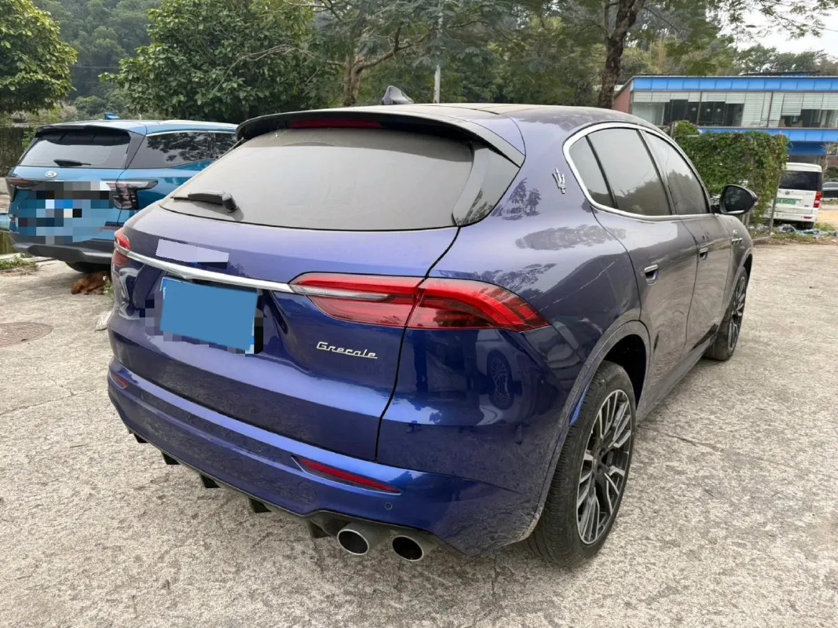 2023 Maserati Grecale 2.0T 300HP L4 8AT,autocango,china used car exporter,china ev exporter,chinese used car exporter,chinese used ev exporter