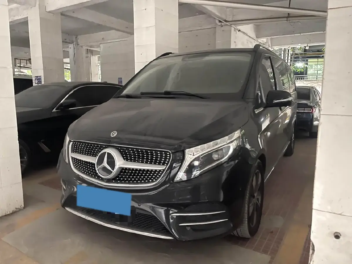 2021 Mercedes-Benz V Class 2.0T 211HP L4 9AT