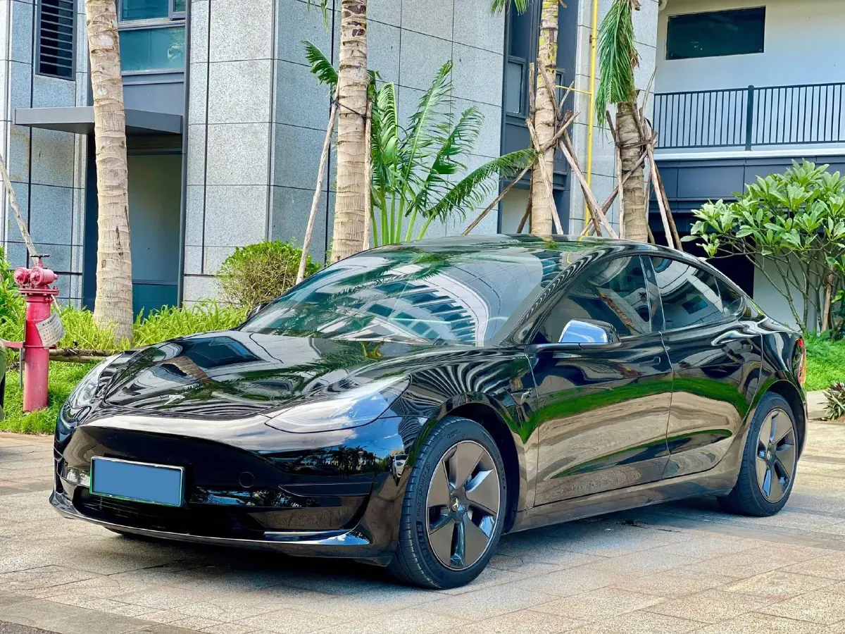 2022 Tesla Model 3 BEV 60KWH
