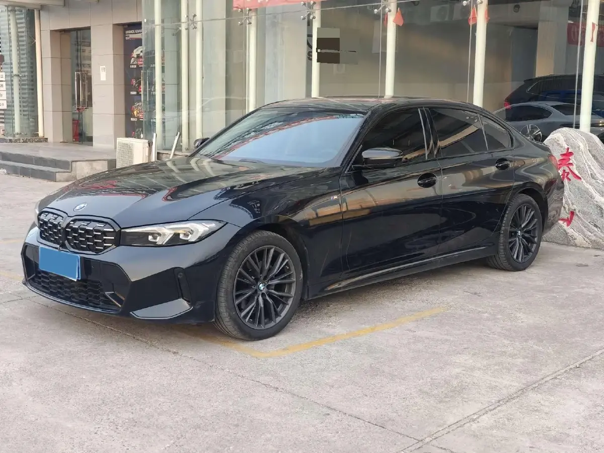 2024 BMW 3 Series 2.0T 184HP L4 8AT