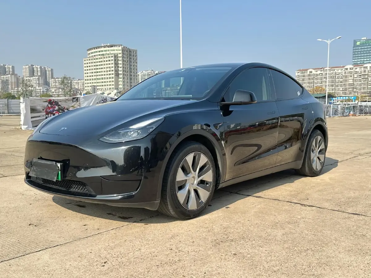 2022 Tesla Model Y BEV 60KWH