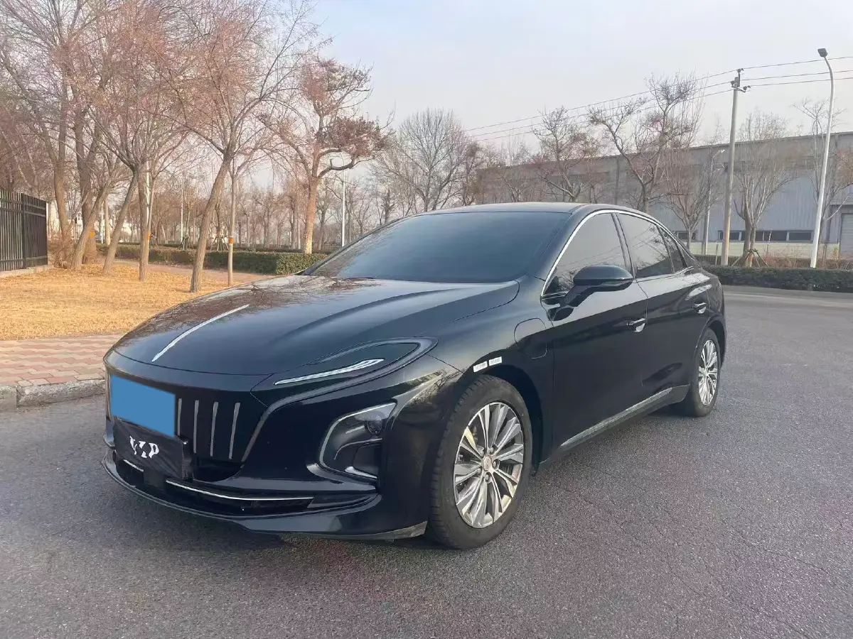2024 HongQi E-QM5 BEV 72KWH